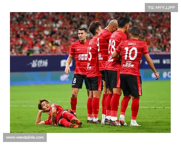 成都蓉城能否成功引进塞超边锋提升球队竞争力解析 成都蓉城能否成功引进塞超边锋提升球队竞争力解析